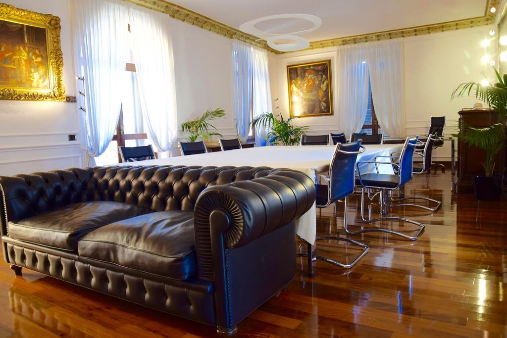 Ball Apartments Loc 04163 Верона Номер фото