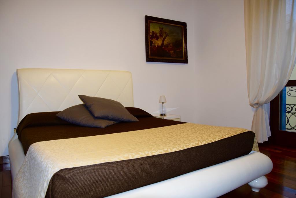 Ball Apartments Loc 04163 Верона Номер фото